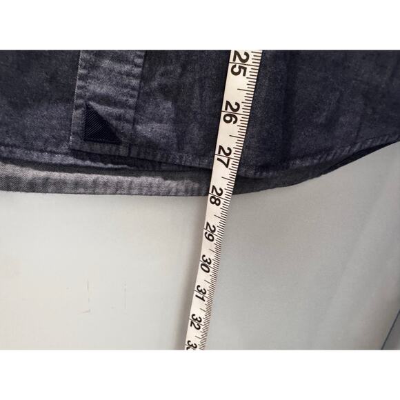 UNTUCKit Men's Slim Fit 100% Cotton Button Up Shirt Size Medium Denim Blue - Picture 8 of 9